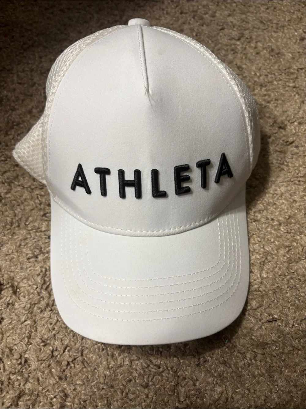 NWT Athleta Icon Trucker Hat in White